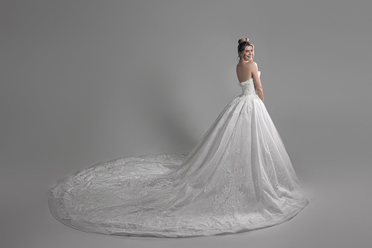 long train wedding dress - cathedral train - lace wedding dress - tulle wedding dress