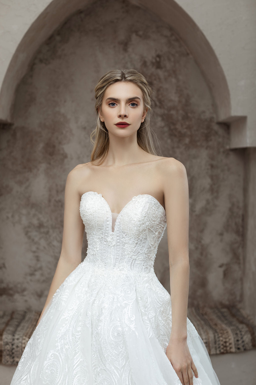 sweetheart neckline - strapless wedding dress - elegant bridal gown - fancy wedding dress